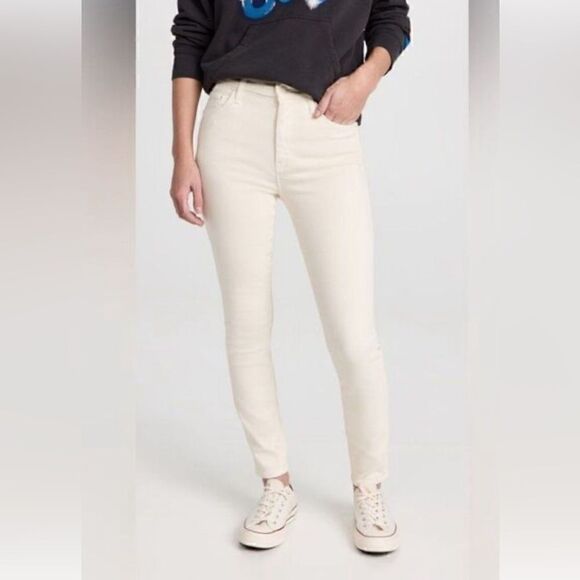 MOTHER Denim - Mother Denim High Waisted Looker Ankle Fray in cream Second Chance 28
